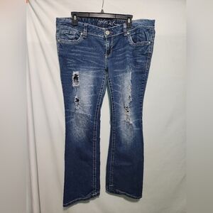 Junior Amethyst Series 31 Distressed Faded Jeans. Size 14. Embellished Pockets.